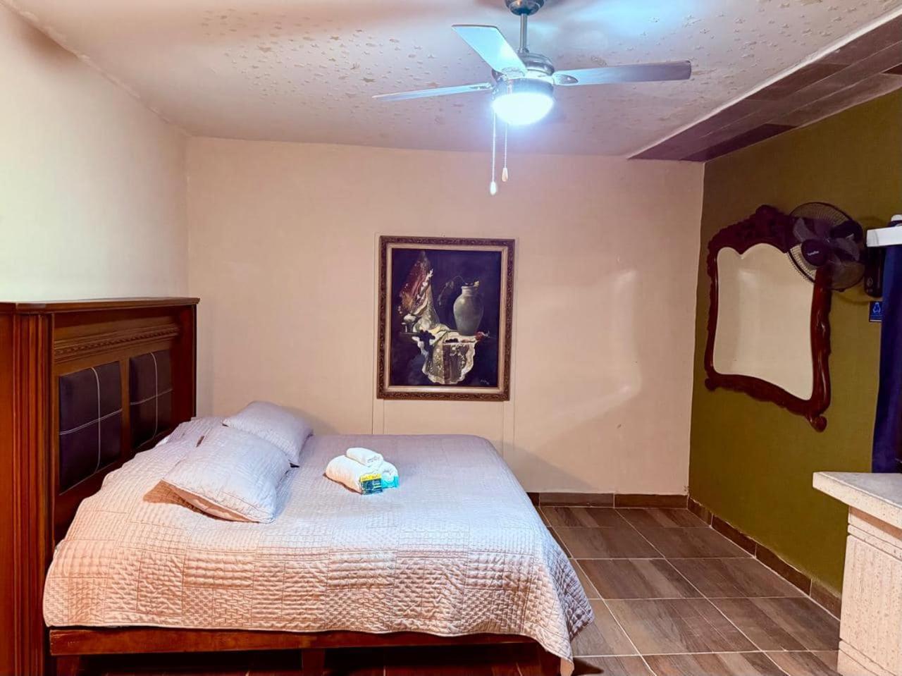 La Casita Inn Bustamante Kültér fotó