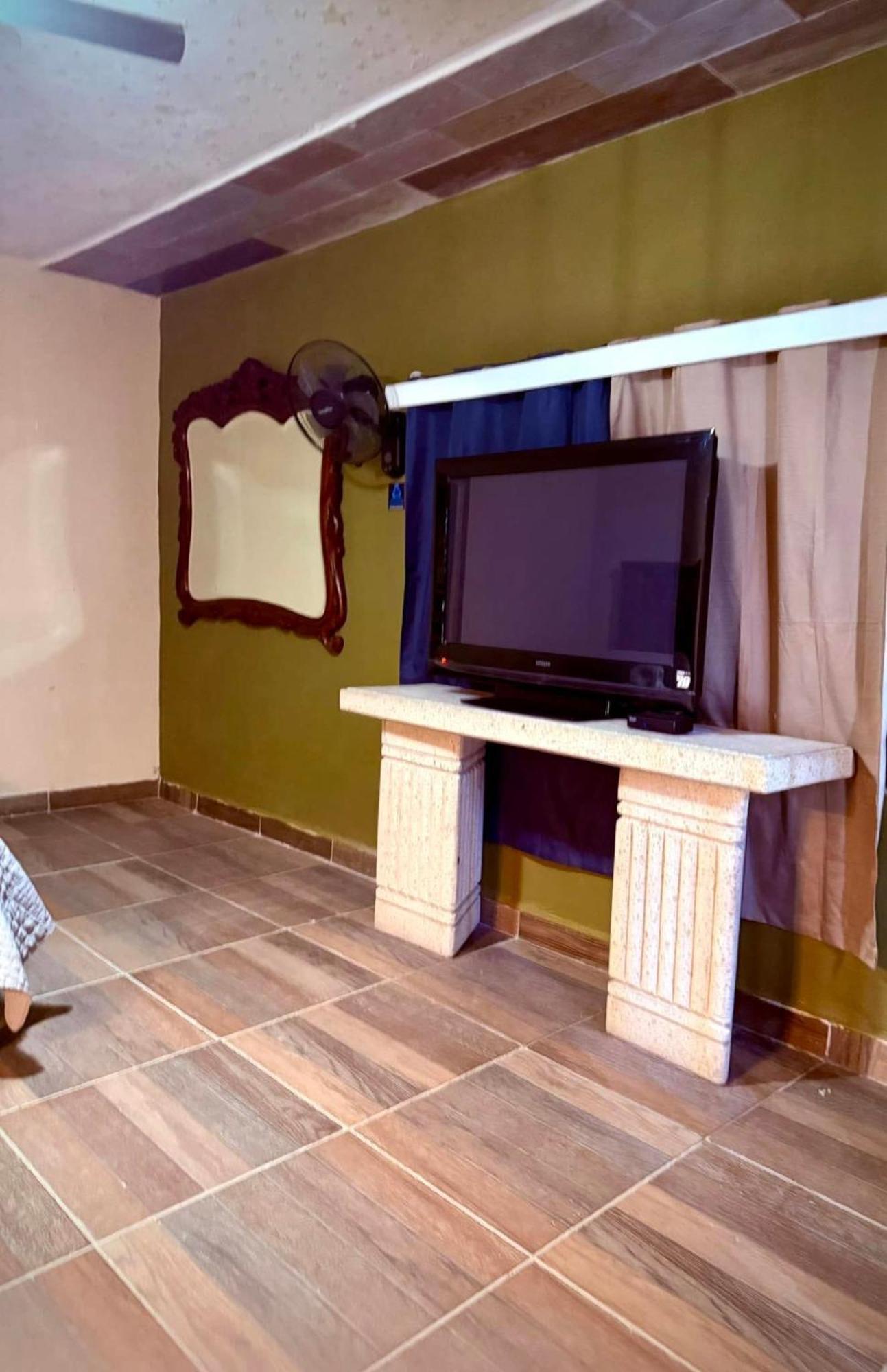 La Casita Inn Bustamante Kültér fotó