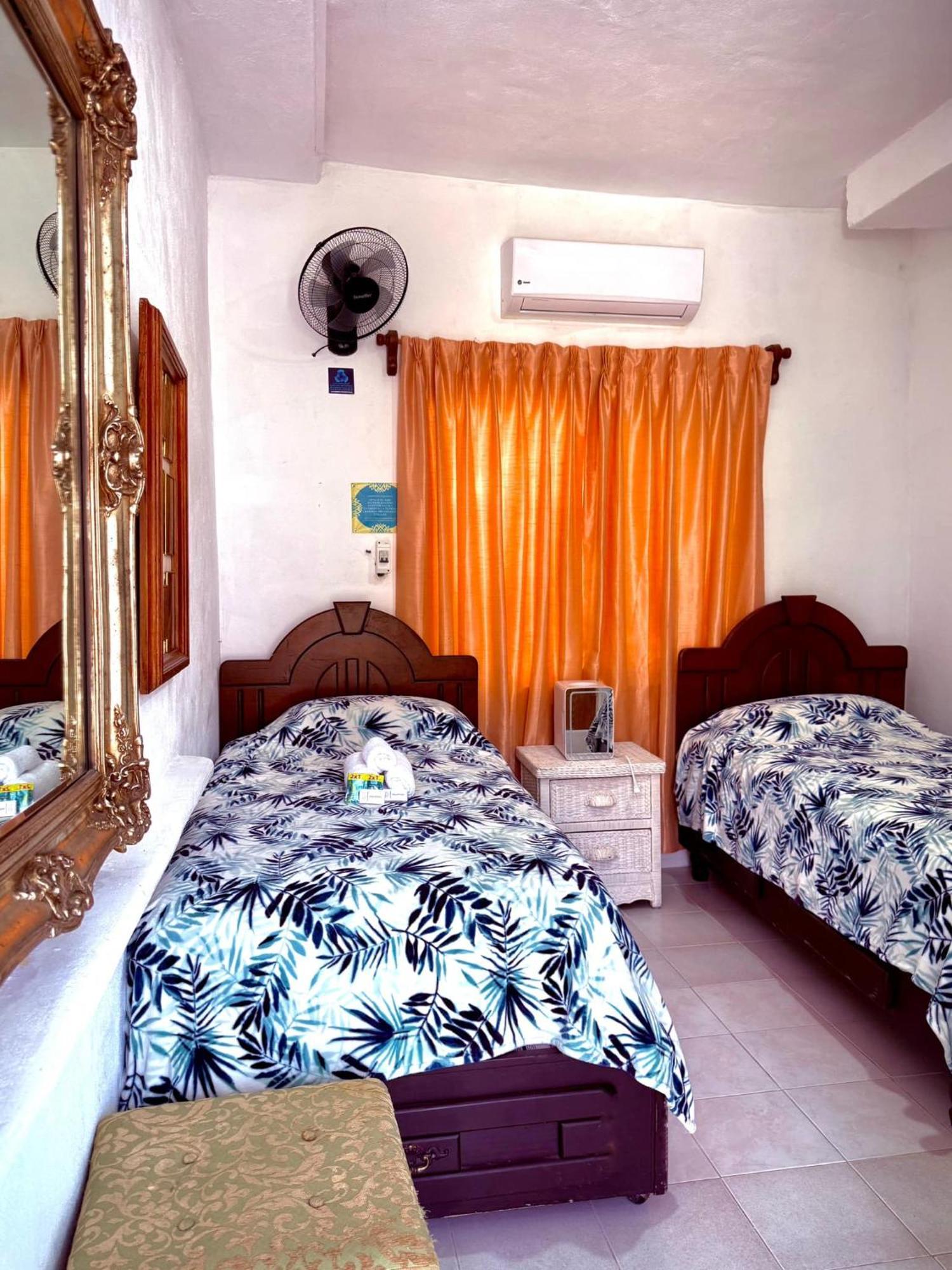 La Casita Inn Bustamante Kültér fotó