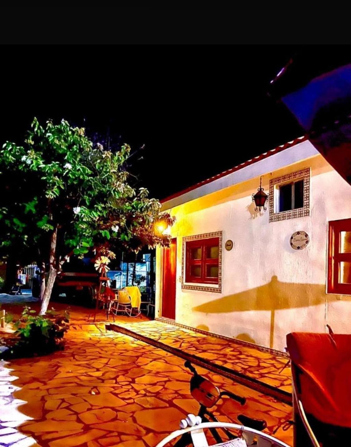 La Casita Inn Bustamante Kültér fotó